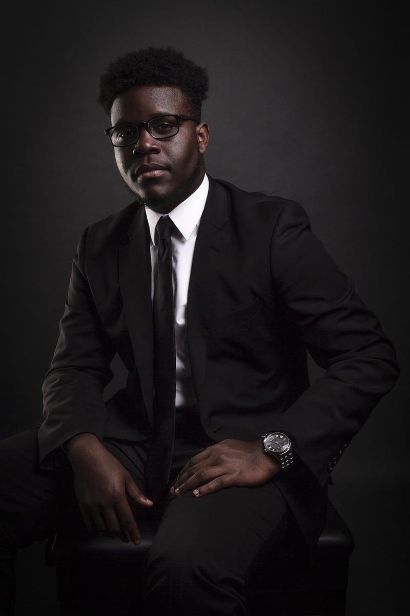 Black-Tie